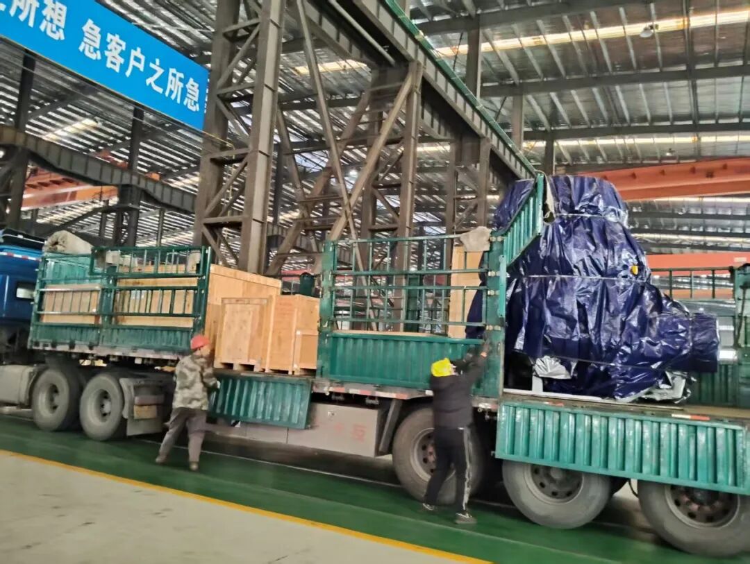 动态 | 磊蒙集团装备启程发往俄罗斯项目