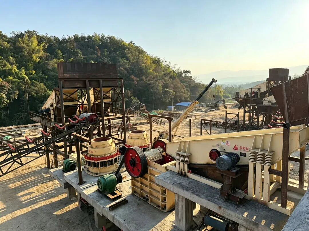 动态 | 磊蒙集团助力缅甸花岗岩破碎生产线快速建设